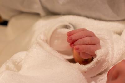 新生児難病治療に成功 24年から対象の公費検査で初