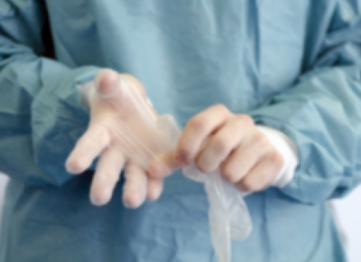 気管挿管の喉頭鏡は、直視よりビデオ使用で気管挿管の初回成功率増